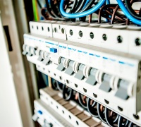 Mantención Eléctrica, conexionado y canalización
