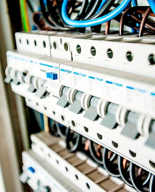 Mantención Eléctrica, conexionado y canalización